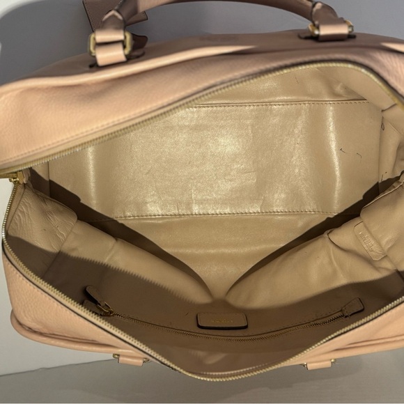 Loewe Amazona Bag Light Pink Authenticity Guaranteed - Picture 5 of 16